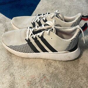 Men’s adidas size 11